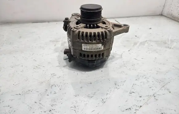 KIA Sportage Generator/alternator 373002A700