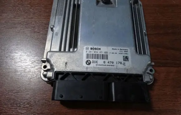 BMW M5 Trunk lid opening control unit 