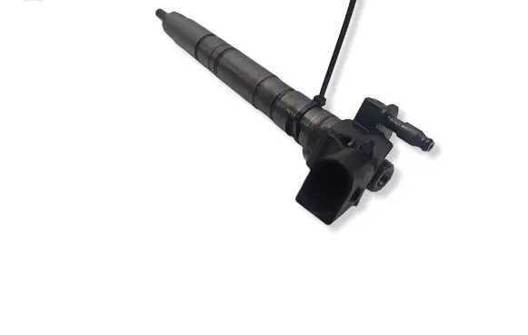 Volkswagen PASSAT CC Fuel injector 03L130277