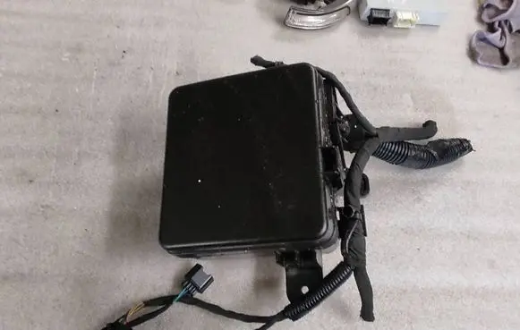 Nissan Leaf II (ZE1) Fuse box set 243843NA0A 7154745130