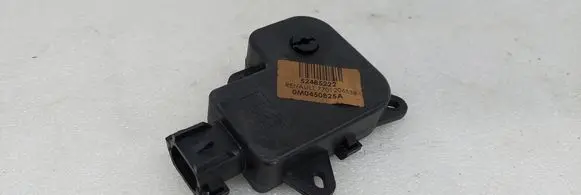 Renault Espace - Grand espace IV Air flap motor/actuator 7701206538 52485222 0M0450825A