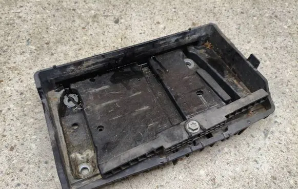 Mercedes-Benz C W205 Battery bracket A2056200018
