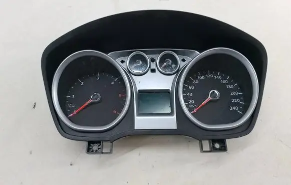 Ford Focus Speedometer (instrument cluster) 8V4T-10849-GJ