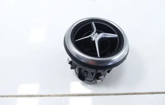 Mercedes-Benz A W176 Dash center air vent grill A1768300354