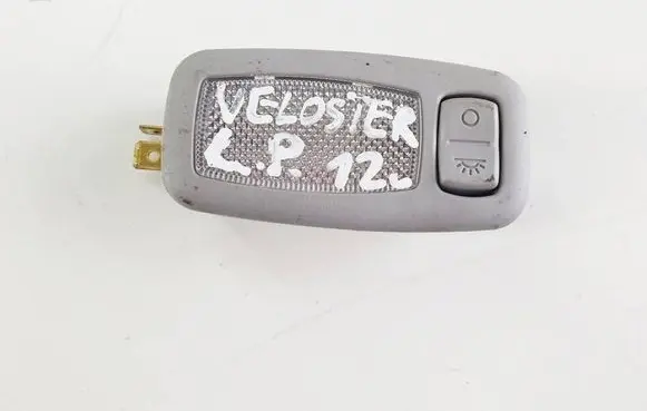Hyundai Veloster Rear seat light