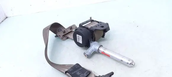 Volvo S80 Rear seatbelt 30730563