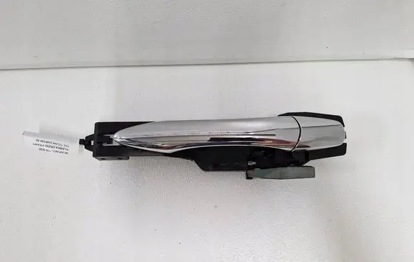 Infiniti M30 Rear door exterior handle/bracket 