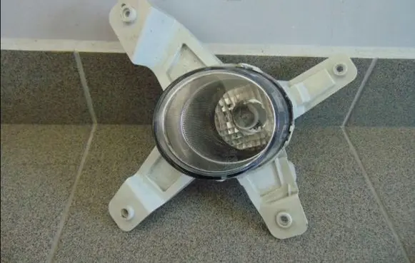 Hyundai i10 Front fog light 92201B90
