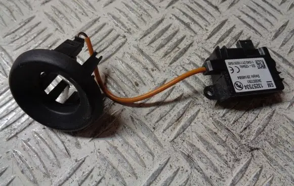 Opel Meriva B Immobilizer control unit/module 13308436 13257534