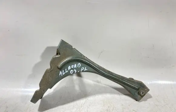 Audi A6 Allroad C5 Front splash guards bracket 4z7821136