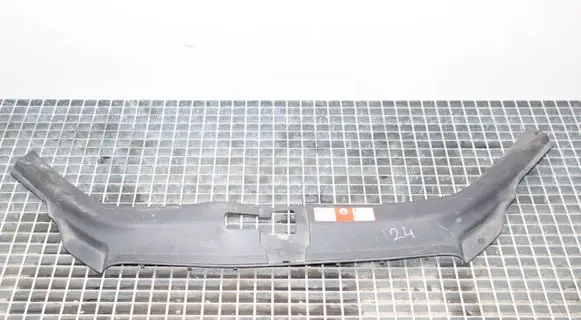 Audi Q7 4L Radiator trim 4L0807081
