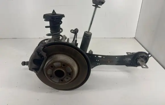 Volvo S60 Rear wheel hub spindle/knuckle 32332594 31317602 31406750