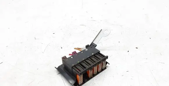 Mercedes-Benz E W211 Fuse module E0000030 013948381