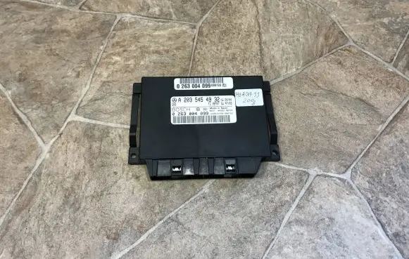 Mercedes-Benz C W203 Parking PDC control unit/module A2035454932