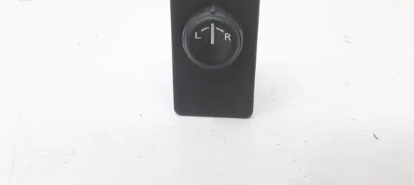 Nissan Almera Tino Wing mirror switch