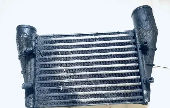Volkswagen PASSAT B5 Intercooler radiator 058145805a lr01402007