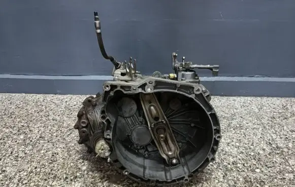 Mini One - Cooper R56 Manual 6 speed gearbox 8612796 7594639 7594638