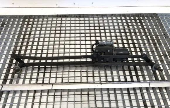 Front wiper linkage and motor