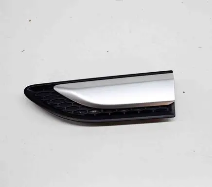 Land Rover Discovery Sport Fender grill KK72280B11AA LK72280B11BAW