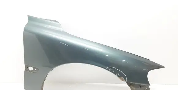 Volvo V70 Fender