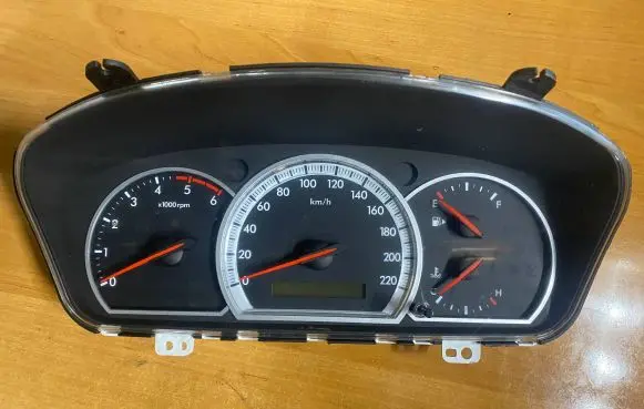 Chevrolet Epica Speedometer (instrument cluster) 96647343D2 11001100500D 96647343