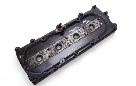 Volkswagen Touareg II Rocker cam cover 057103470L CKD