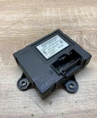 Volvo V70 Door control unit/module 7G9T14B534BF