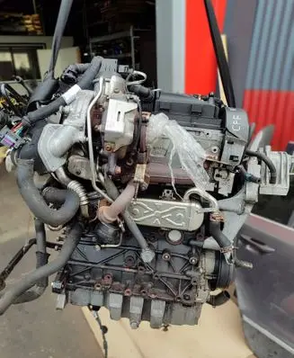 Volkswagen PASSAT B7 Engine CFF