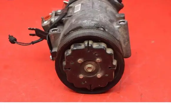 Volkswagen Polo Air conditioning (A/C) compressor (pump)