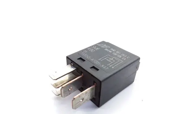 Volkswagen PASSAT B6 Other relay 7M0951253C 95VW10K705EA