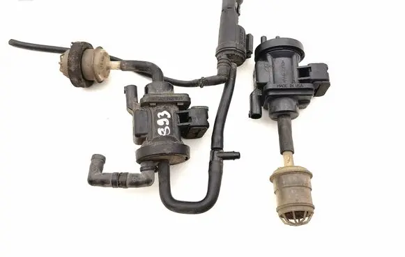 Chrysler PT Cruiser Valve vacuum 0025401497 48B43625B00 A0005450427