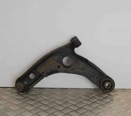 Toyota Verso-S Front lower control arm/wishbone