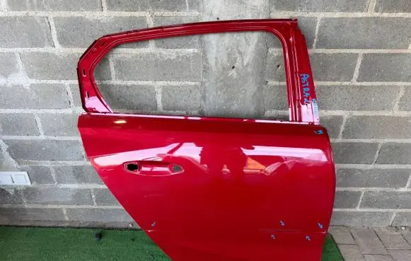 Opel Astra L Rear door