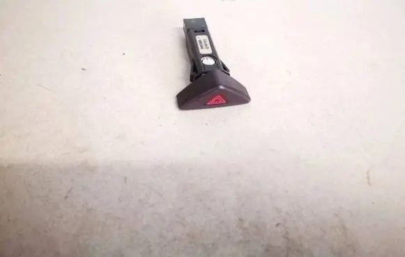 Volvo S60 Hazard light switch 9441045
