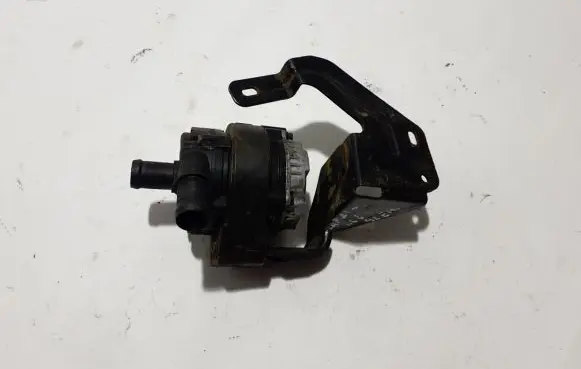 Renault Captur II Electric auxiliary coolant/water pump 210116638R
