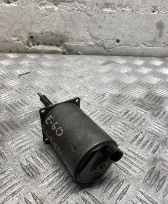 BMW 5 E60 E61 Valve oil control 7506788