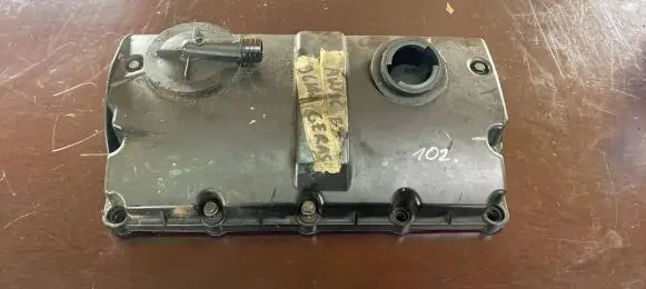 Volkswagen Sharan Rocker cam cover 038103475Q 0131043B