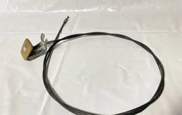 Chevrolet Captiva Engine bonnet/hood lock release cable 