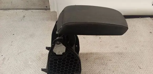 Skoda Octavia Mk2 (1Z) Armrest 3T0864207D