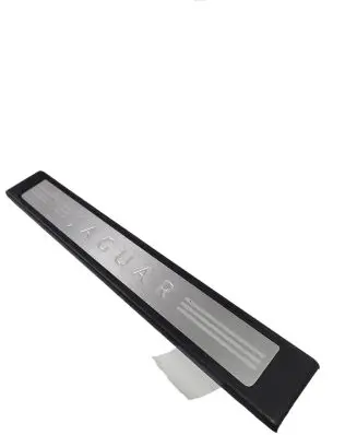 Jaguar XF X250 Front sill trim cover 8X2313201A