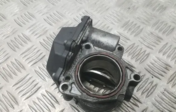 Seat Altea XL Throttle valve 03G128063G V120