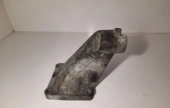 Mercedes-Benz E W210 Engine mounting bracket A6062230004