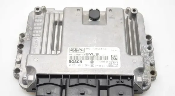 Ford Focus Engine control unit/module 8M5112A650LB
