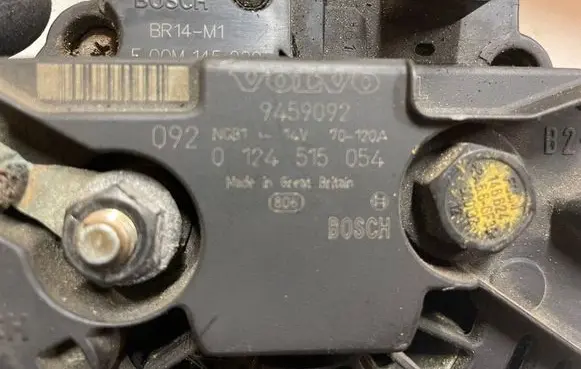 Volvo V70 Generator/alternator 9459092 0124515054