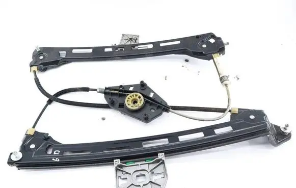 Volkswagen PASSAT CC Rear window lifting mechanism without motor 3C8839462K 3C8839462M