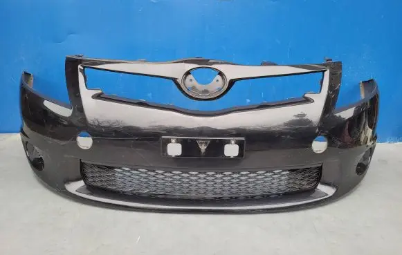Toyota Auris 150 Front bumper 5211902A90