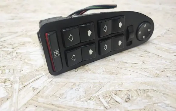 BMW 5 E39 Electric window control switch 6904306 679090