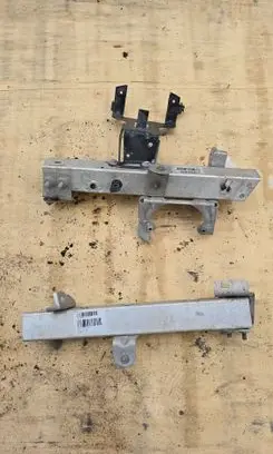BMW i3 Front bumper support beam D5222077000 D5222076000