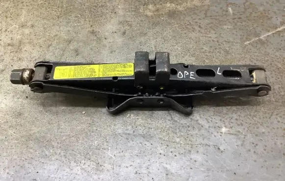 Opel Zafira C Lift Jack BL5110091