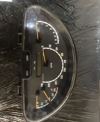 Mercedes-Benz Sprinter W901 W902 W903 W904 Speedometer (instrument cluster) A0014468521 88311295